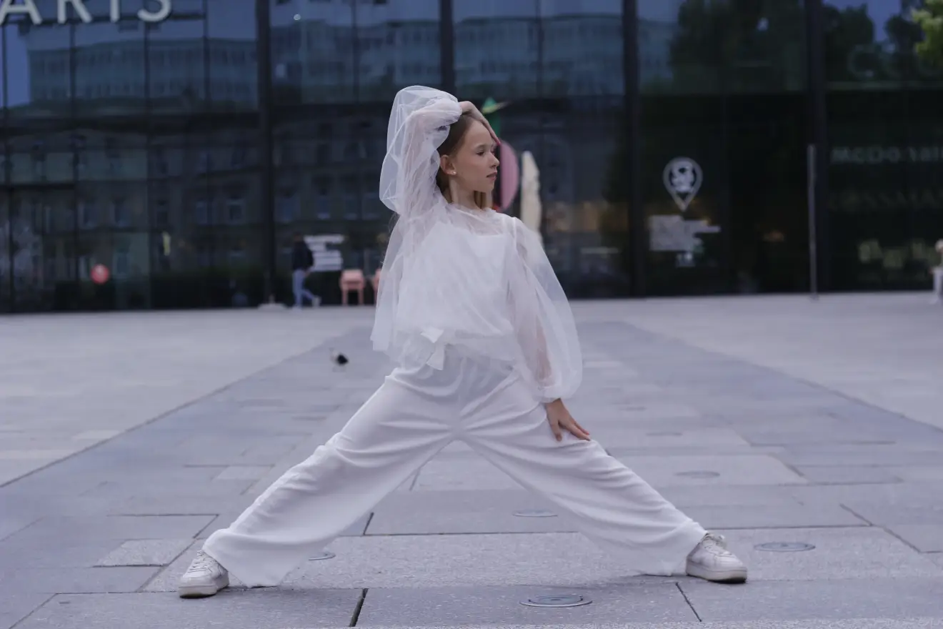 - 'file://jzhtwwpsieokc8lc'